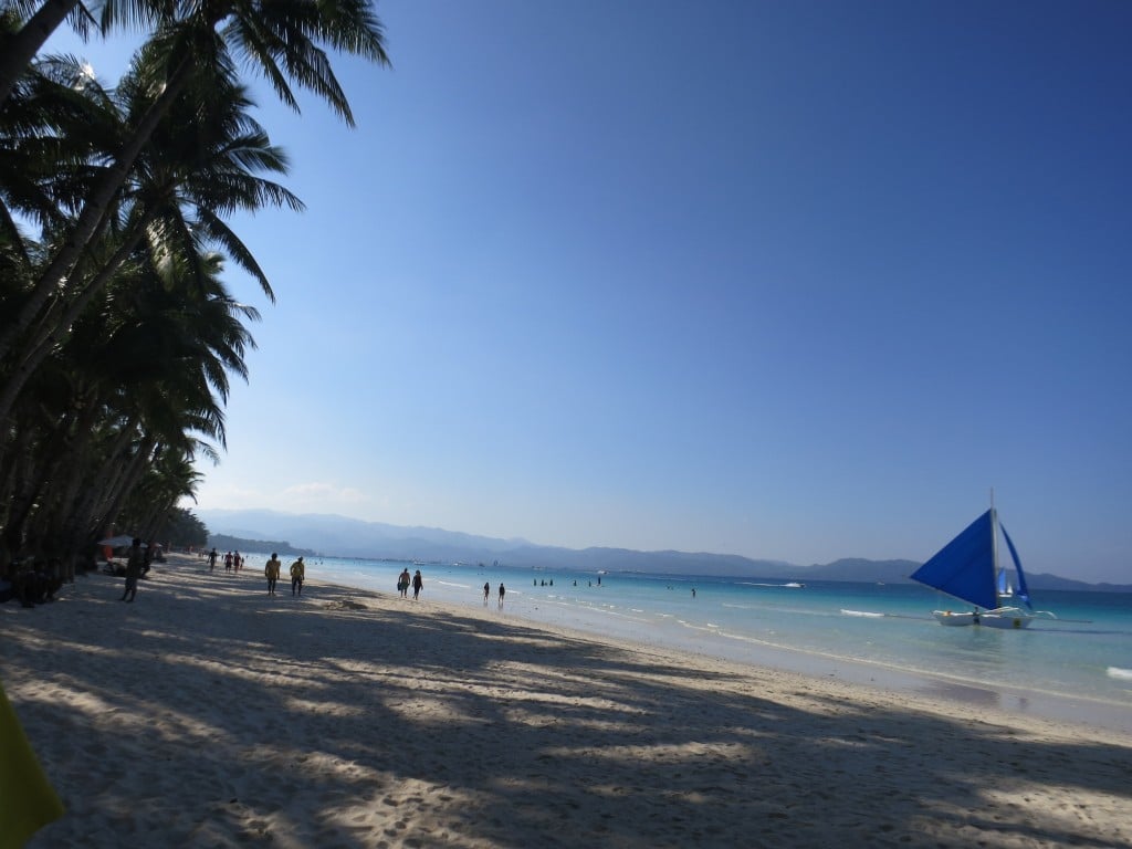 Luxury Honeymoon in Boracay Philippines - The beautiful beach