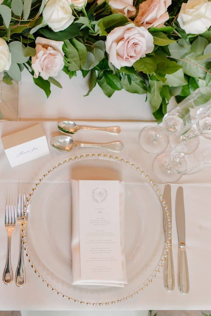 Toronto wedding delivery service lets couples celebrate their original wedding date in style. Order today at www.rebeccachan.ca