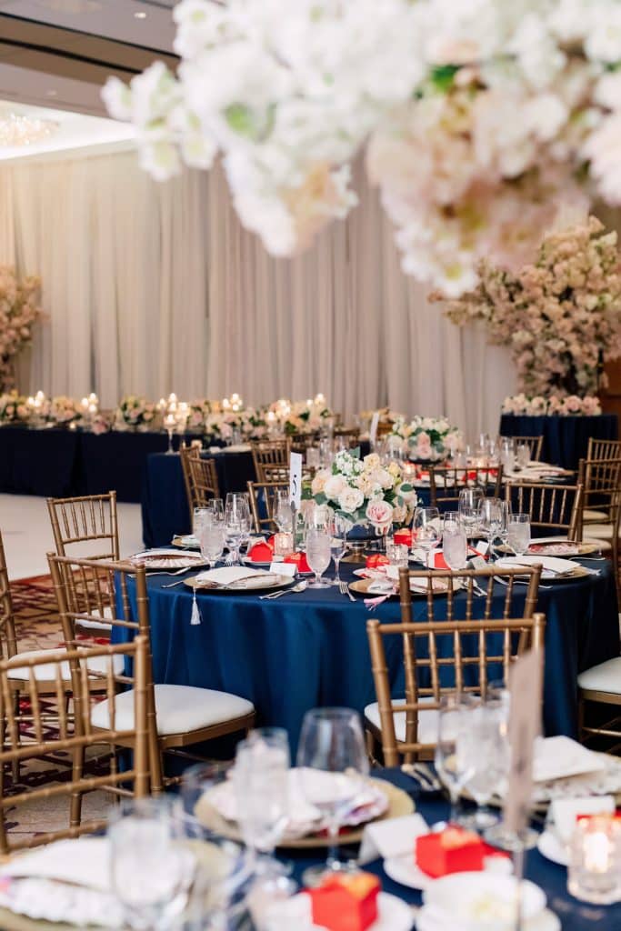 Navy linen and blush flowers at Shangri-La Hotel Toronto
