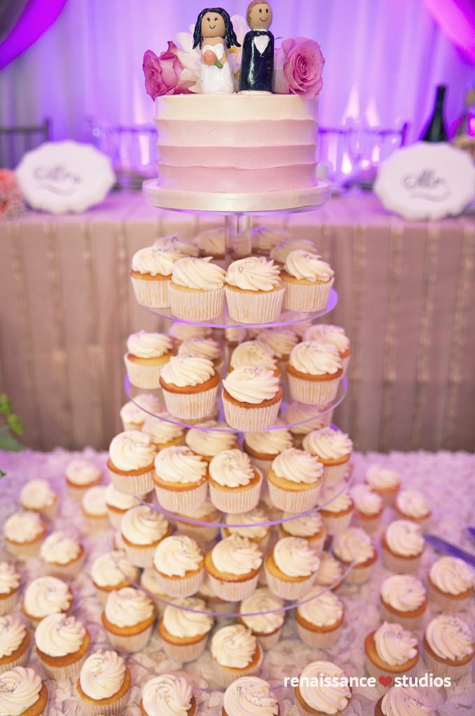 DIY Handmade wedding - Cake and cupcake tower from Le Dolci. www.rebeccachan.ca