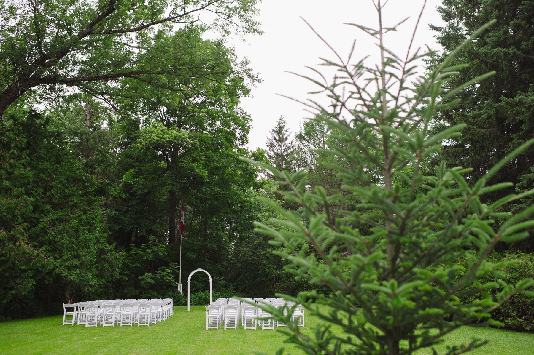 Backyard tented Ontario wedding. Photos by Aron Goss and coordination by www.rebeccachan.ca