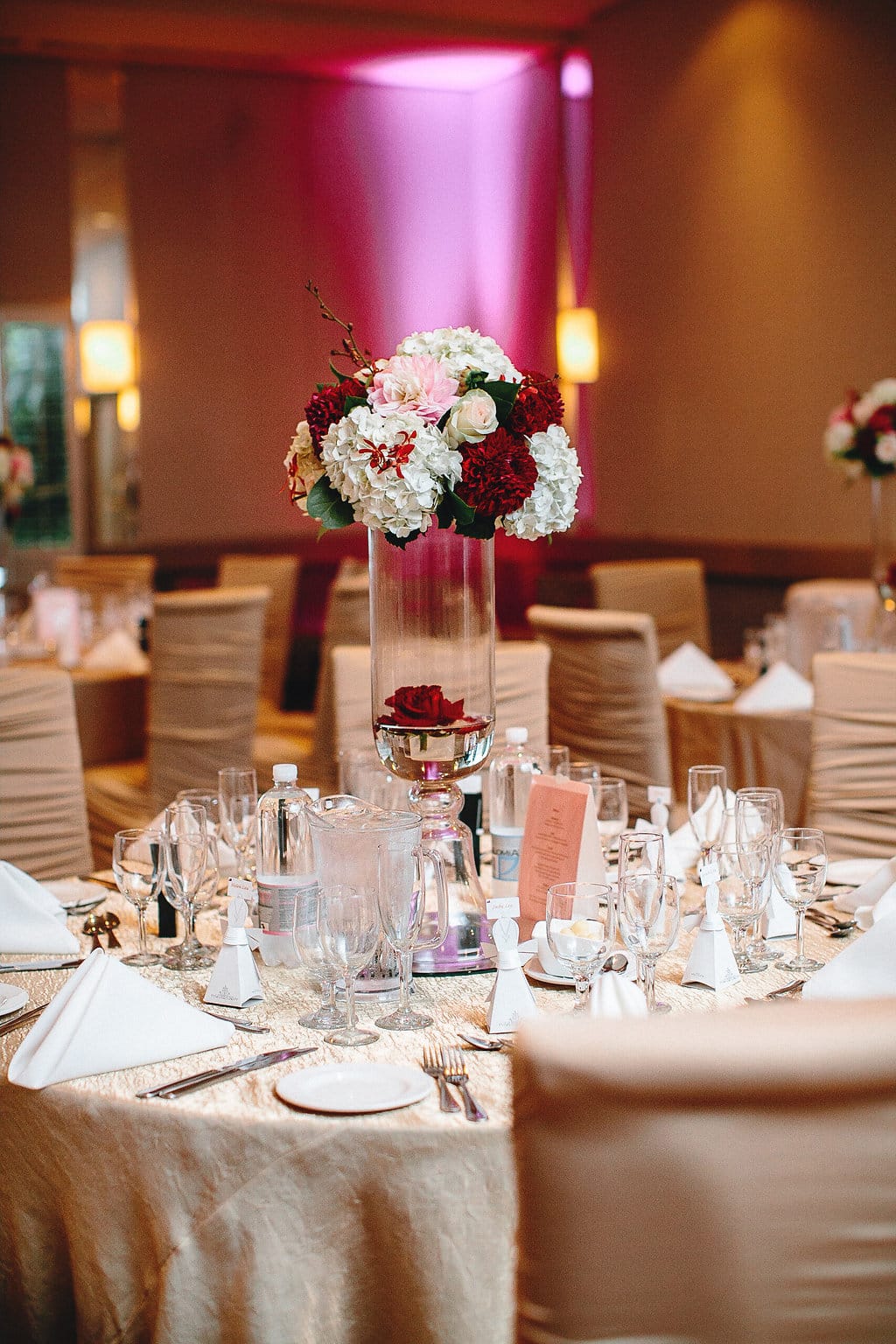 Modern Chinese Wedding with pink, red and gold