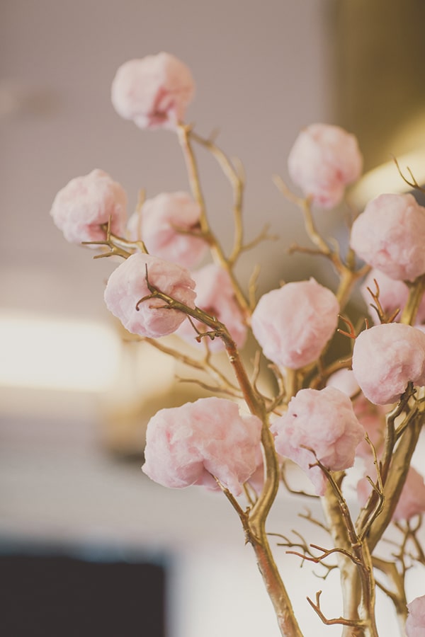 Cotton candy tree. Coral and Gold Wedding Inspiration - See more at Rebecca Chan Weddings and Events www.rebeccachan.ca