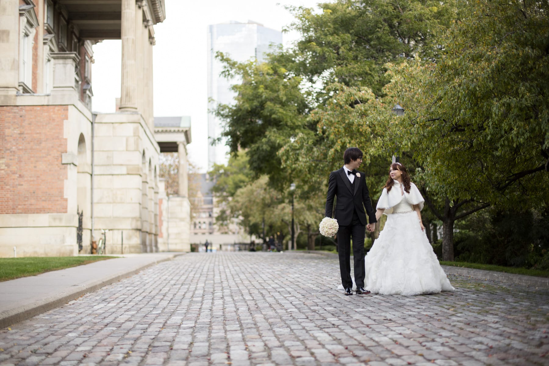 Modern White and Blush Wedding at Four Seasons Hotel Toronto