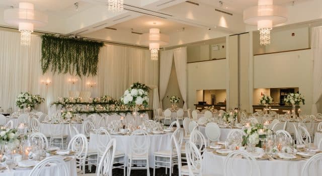 Modern White and Green Chinese Wedding at the Guild Inn Estate