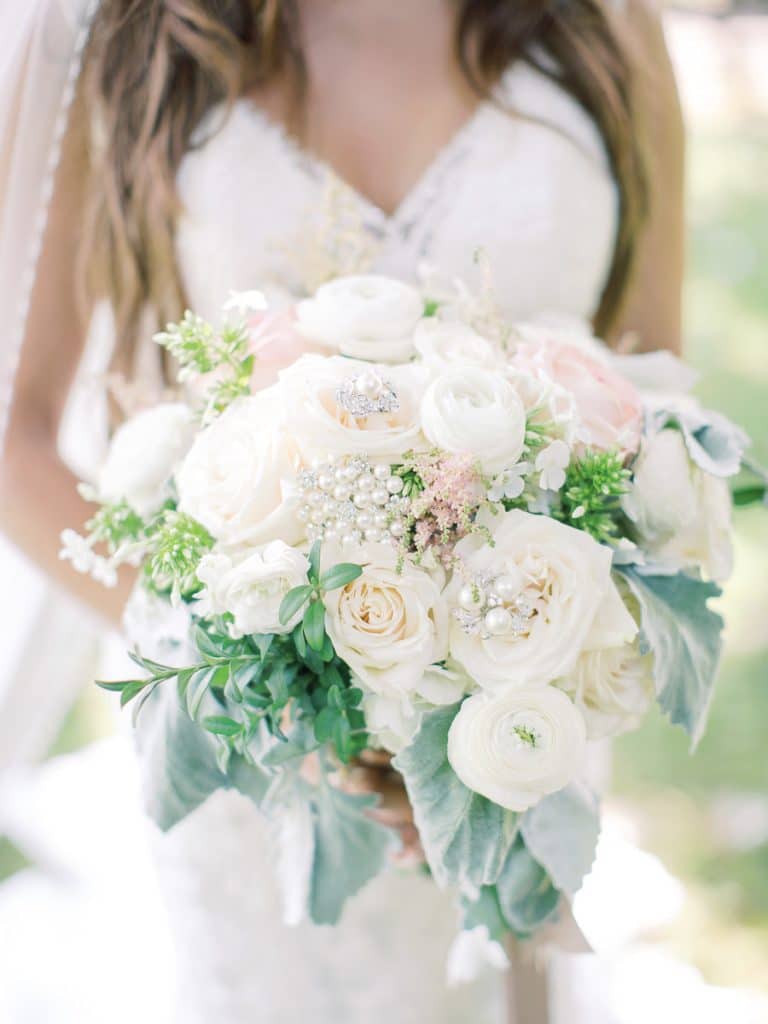 White and blush summer bridal bouquet