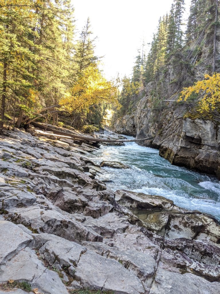 Jasper Honeymoon Guide - Maligne Canyon hike