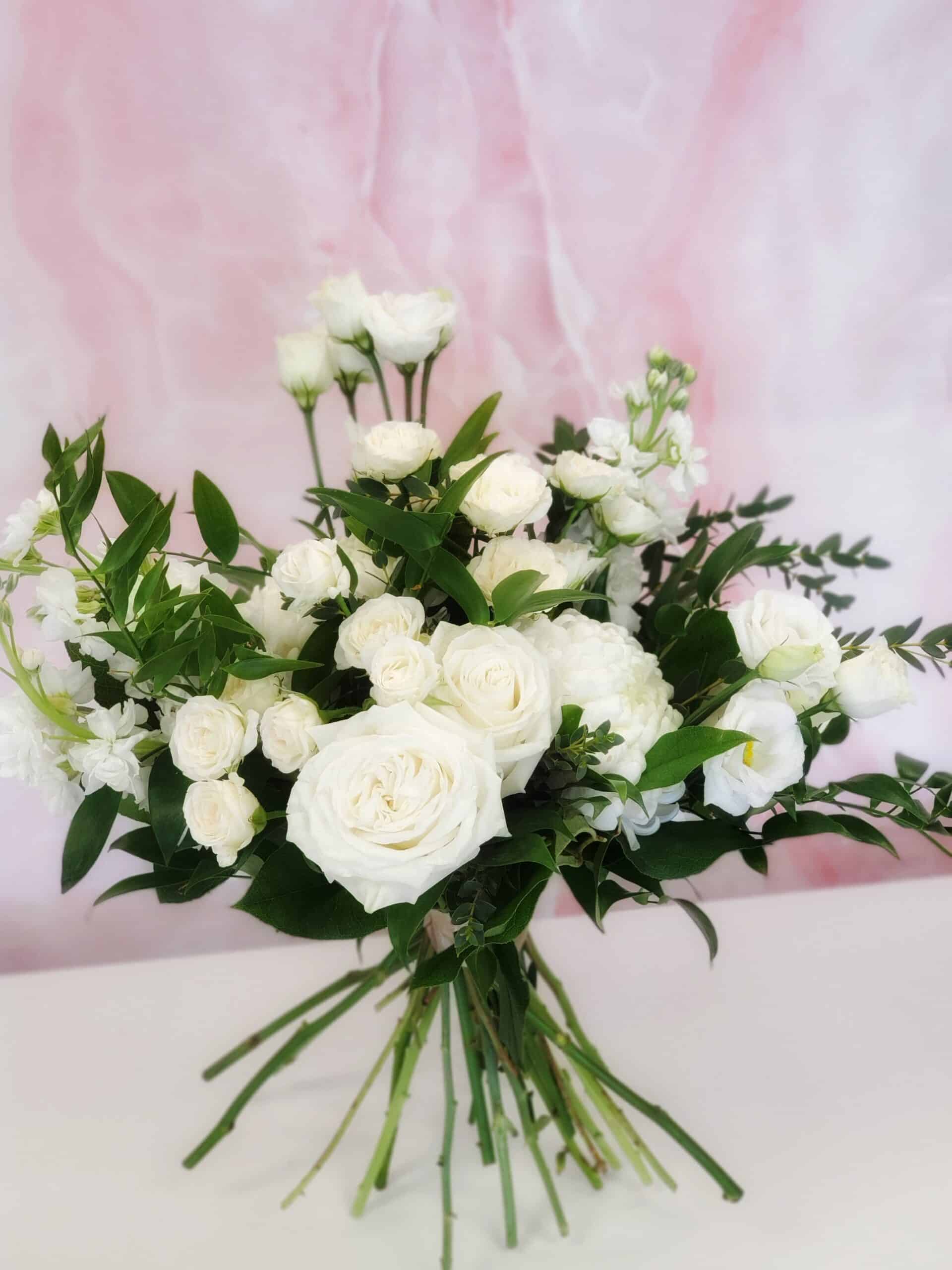 vday-Handtied Bouquet White