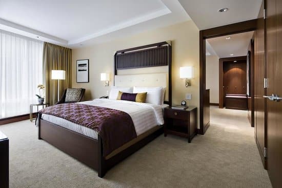 valentines-shangri-la-hotel-toronto