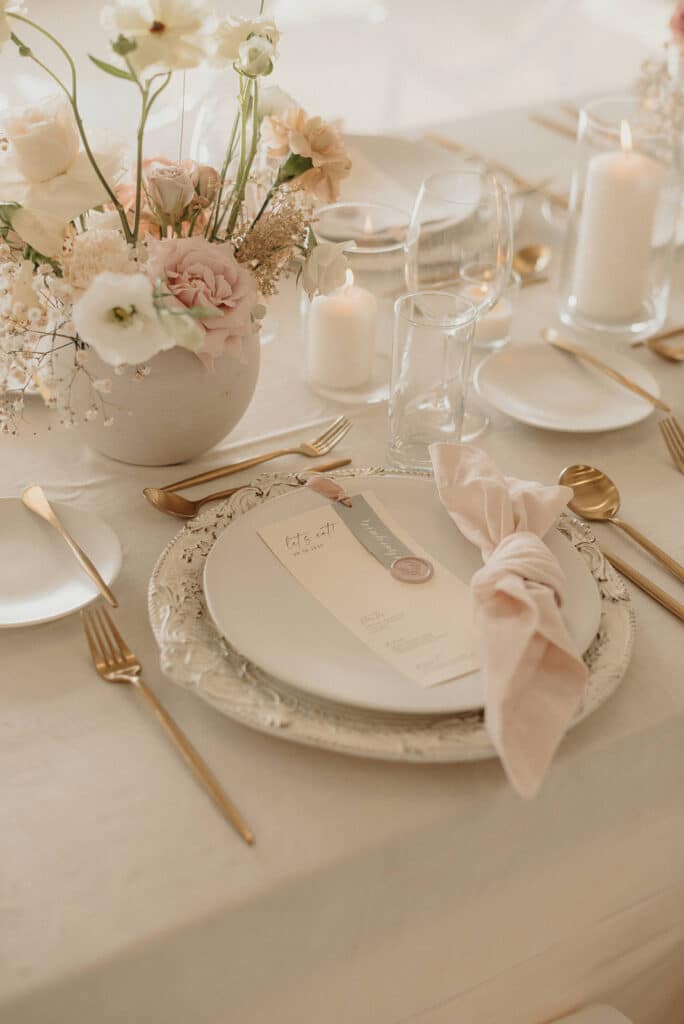 Modern beautiful placesetting - Whimsical and dreamy cloud wedding at District 28. Planning by Rebecca Chan Weddings & Events www.rebeccachan.ca