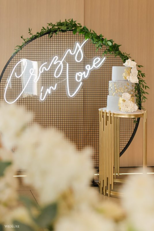 white-gold-light-airy-modern-classic-wedding-toronto-43-535×802-1