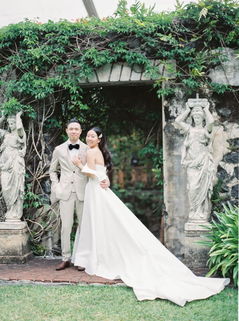 Beautiful wedding photos at Haiku Mill Wedding in Maui, Hawaii
