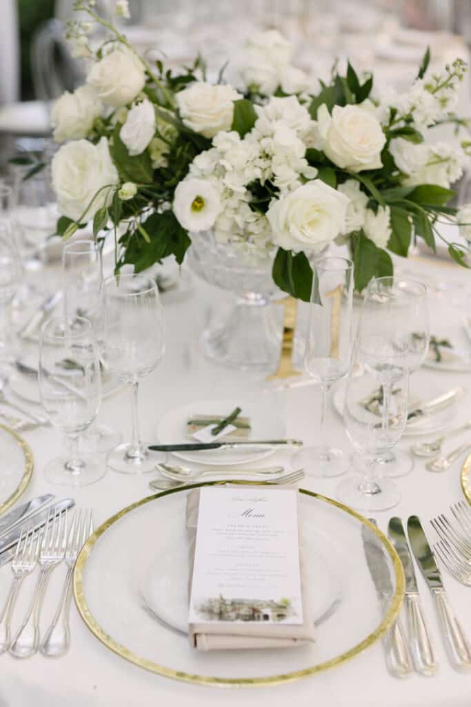 Graydon Hall Manor Wedding - White roses and gold charger plates. Planned by Rebecca Chan Weddings & Events