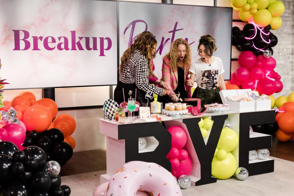 How To throw an Epic Break Up Party, as seen on Cityline - Smash Cake